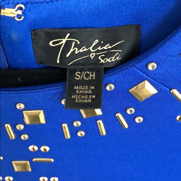 Dress - Picture 4 of 5